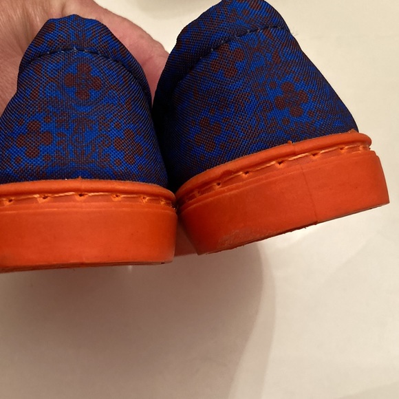 Jelly the pug slip on tennis shoes size 11 - Picture 4 of 9